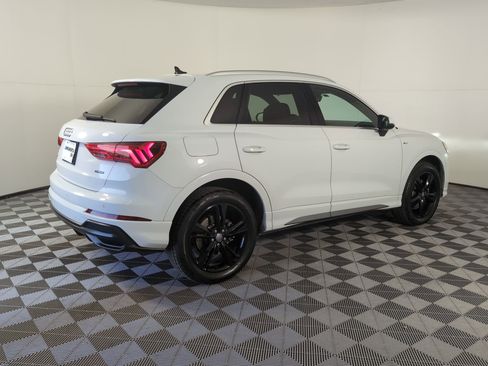 Used 2020 Audi Q3 2.0T Premium w/ Convenience Package image 7