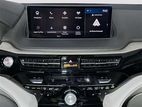 Used 2023 Acura MDX SH-AWD w/ Advance Package image 12