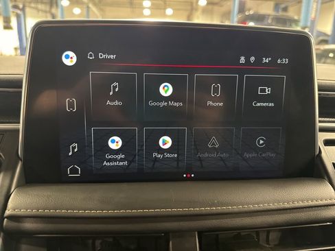 Used 2022 GMC Yukon XL SLT w/ SLT Luxury Package image 27