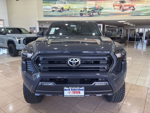 New 2026 Toyota Tacoma SR5 image 5