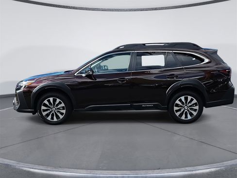 Used 2023 Subaru Outback Limited XT image 6