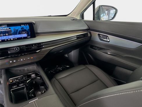 Certified 2025 Nissan Murano SL w/ Cargo Package AWD/4WD image 25