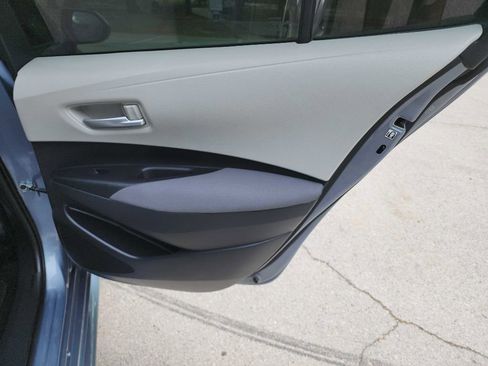 Used 2020 Toyota Corolla LE w/ LE Premium Package FWD image 27