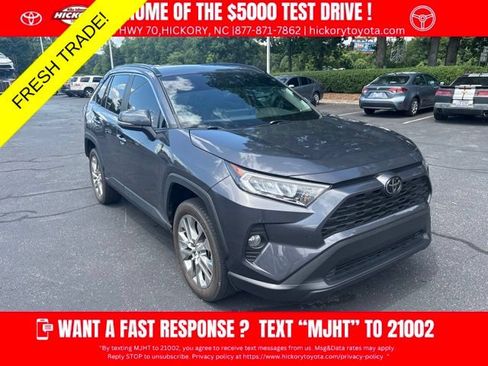 Used 2020 Toyota RAV4 XLE Premium FWD image 1