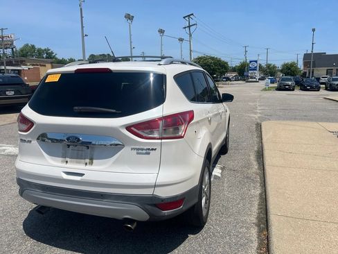 Used 2014 Ford Escape Titanium w/ Equipment Group 401A AWD/4WD image 4