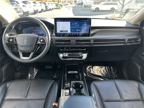 Certified 2023 Lincoln Corsair Reserve w/ Equipment Group 201A image 15