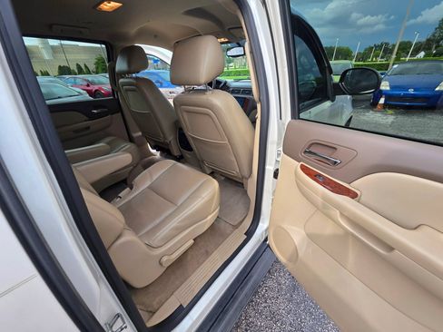 Used 2012 GMC Yukon XL SLT w/ Regional Value Package RWD image 21