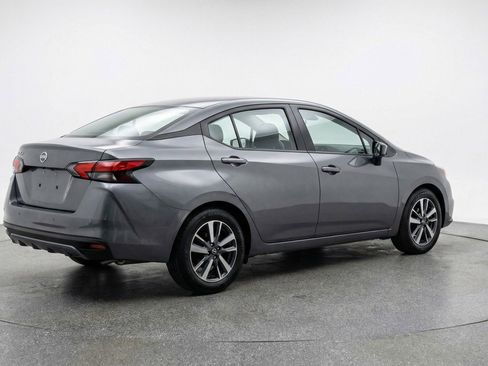 Used 2025 Nissan Versa SV FWD image 9