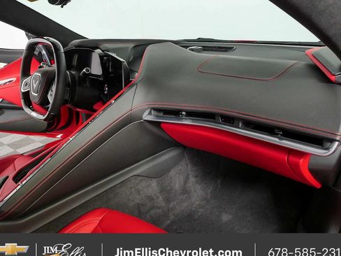 Used 2024 Chevrolet Corvette Z06 w/ Z07 Performance Package RWD image 20