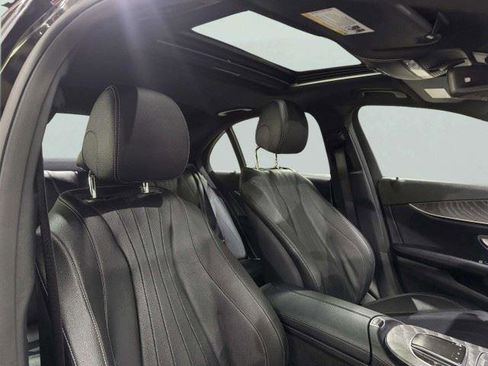 Used 2021 Mercedes-Benz E 350 4MATIC Sedan image 43