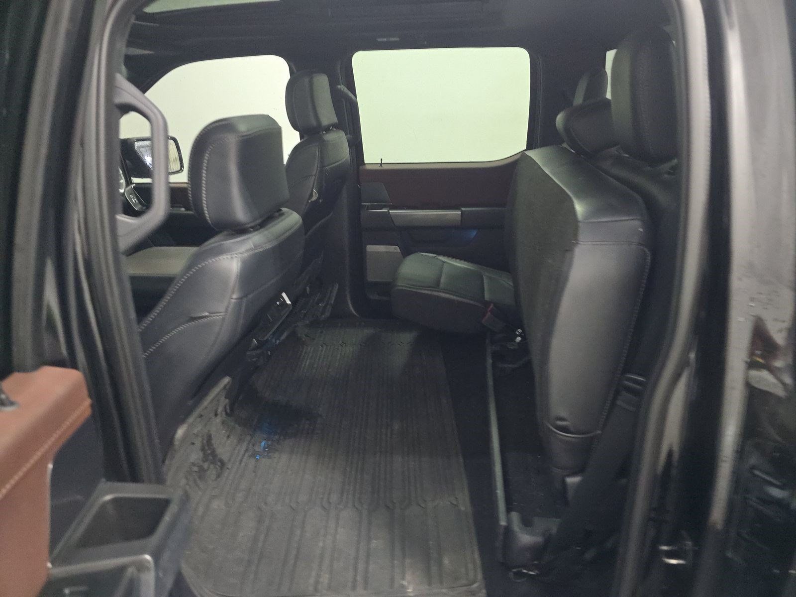 Used 2023 Ford F150 Lariat w/ Equipment Group 502A High AWD/4WD image 23