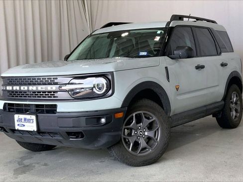 Used 2023 Ford Bronco Sport Badlands AWD/4WD image 2
