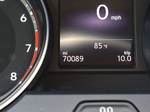 Used 2019 Volkswagen Atlas SE FWD image 30