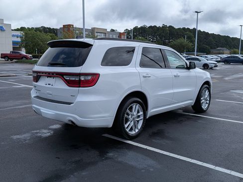 Used 2024 Dodge Durango GT AWD/4WD image 3