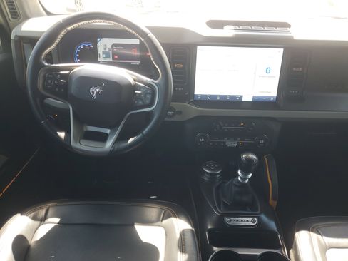 Used 2021 Ford Bronco Badlands image 14