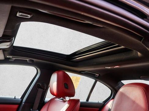 Used 2023 BMW 330e xDrive w/ M Sport Package image 11