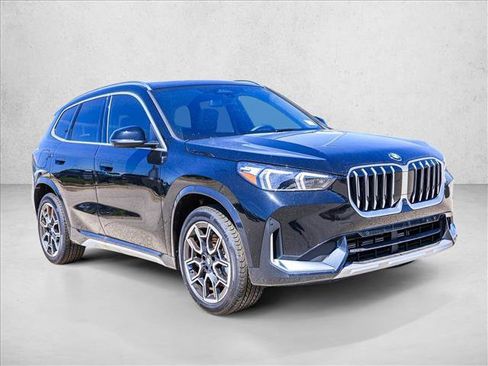 Used 2026 BMW X1 xDrive28i w/ Technology Package AWD/4WD image 3