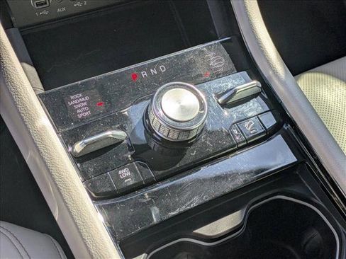 Used 2023 Jeep Grand Cherokee Overland w/ Adv Protech Group III image 17