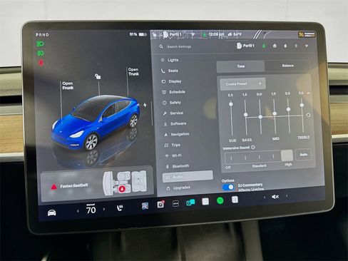 Used 2022 Tesla Model Y Long Range image 56