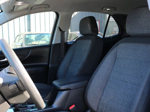 Used 2022 Chevrolet Equinox LT image 13