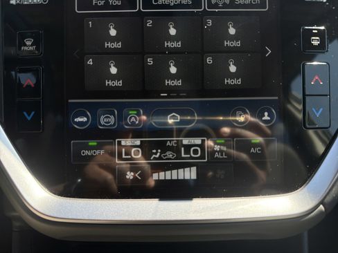 Certified 2025 Subaru Crosstrek 2.5i Premium AWD/4WD image 21