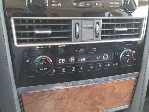 Used 2022 Nissan Armada SL AWD/4WD image 22