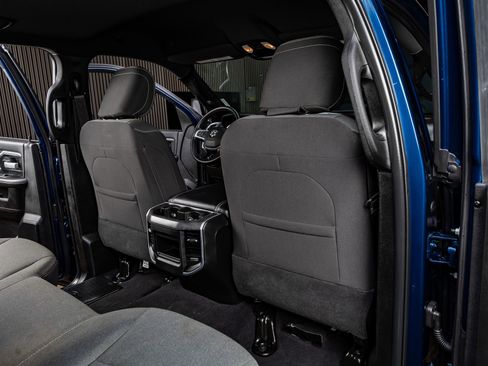 Used 2024 RAM 3500 Big Horn w/ Night Edition image 29