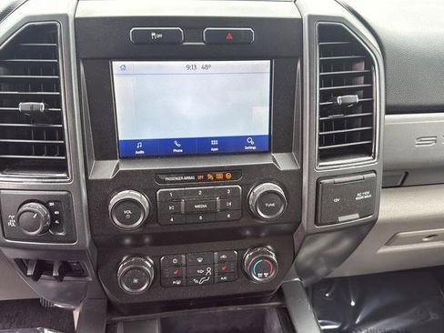Used 2022 Ford F250 XLT w/ XLT Premium Package AWD/4WD image 14