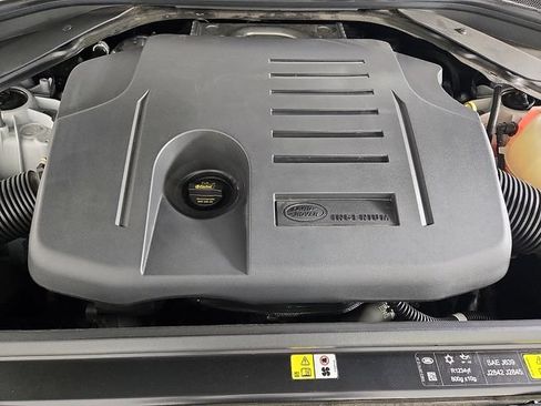 Certified 2025 Land Rover Range Rover Sport SE AWD/4WD image 28