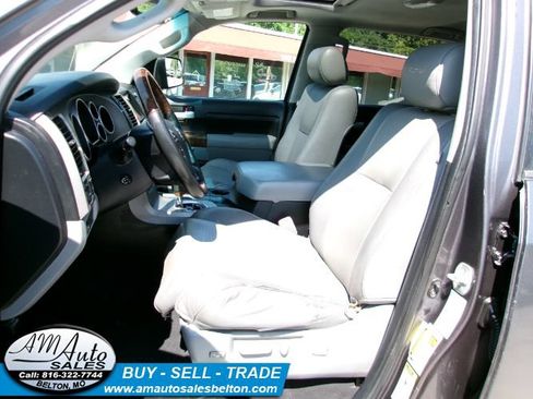 Used 2012 Toyota Tundra Limited w/ Platinum Pkg AWD/4WD image 16