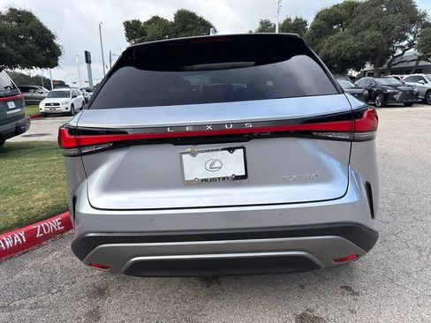 Used 2024 Lexus RX 350 Premium w/ Accessory Package (Z1) FWD image 4