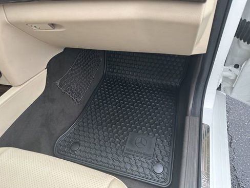 Used 2015 Mercedes-Benz GLK 350 GLK 350 image 33