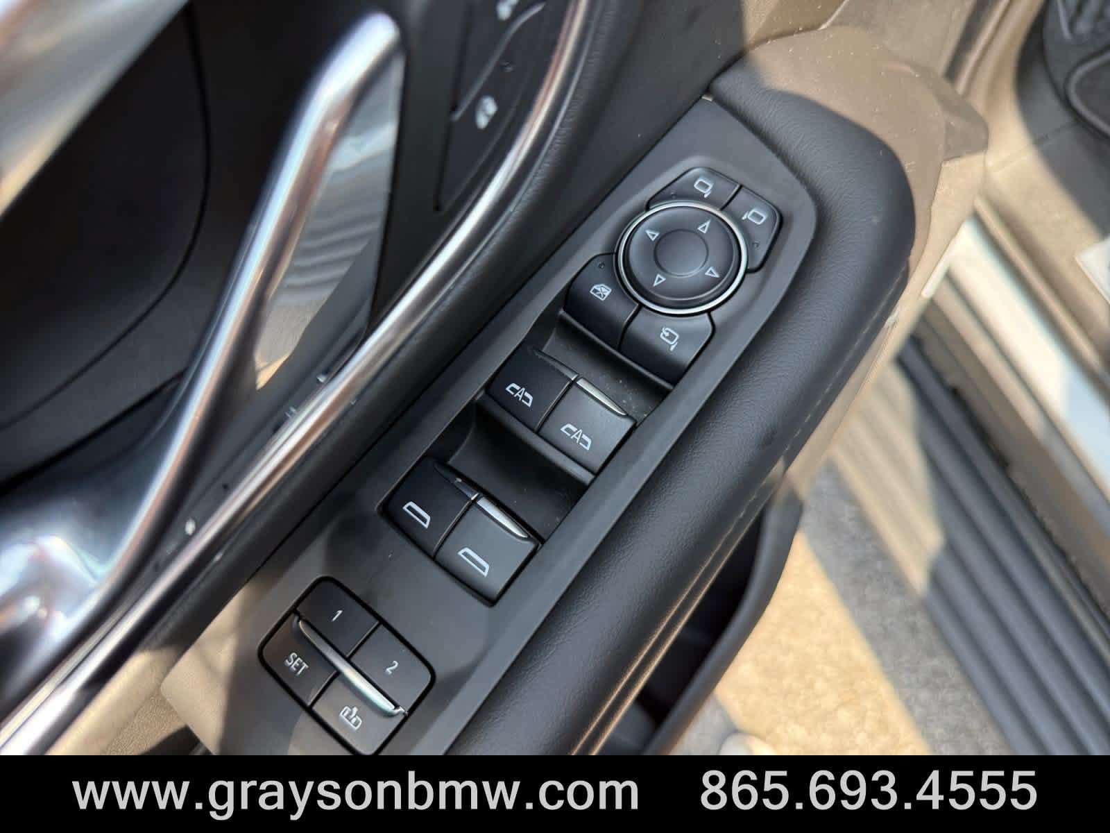Used 2024 Chevrolet Suburban High Country w/ Premium Package AWD/4WD image 14