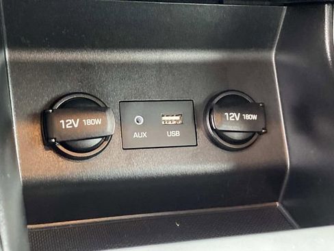 Used 2020 Hyundai Elantra SE w/ Cargo Package (C1) image 11