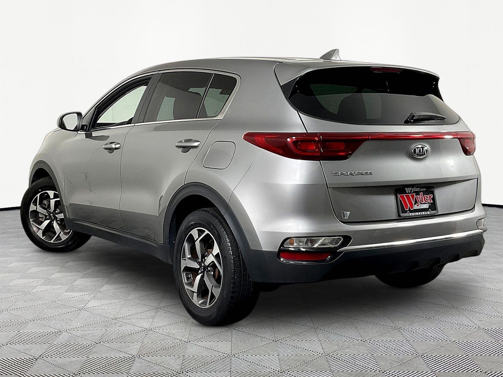 Used 2020 Kia Sportage LX FWD image 4