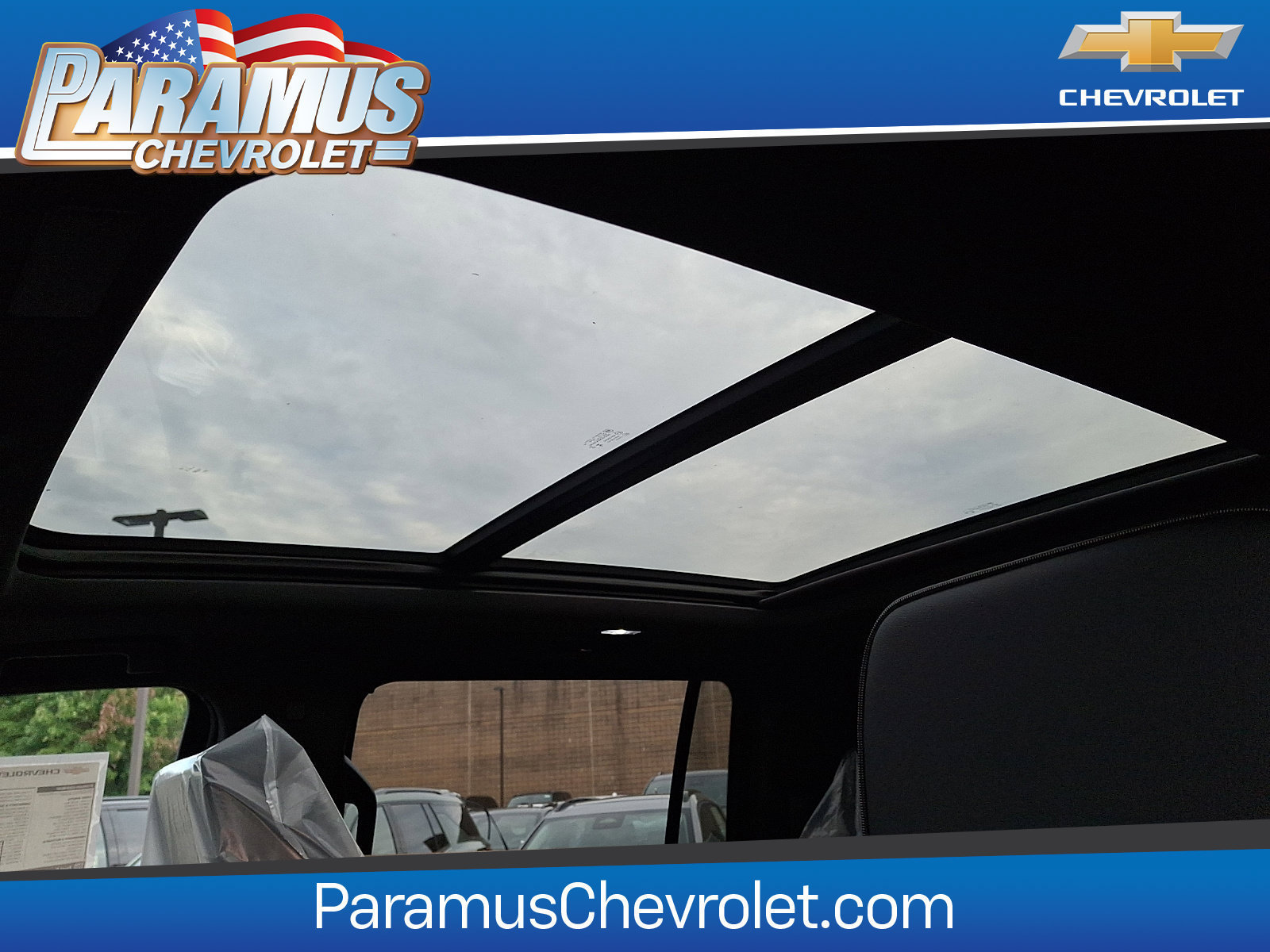 New 2026 Chevrolet Suburban RST w/ Advanced Technology Package AWD/4WD image 9