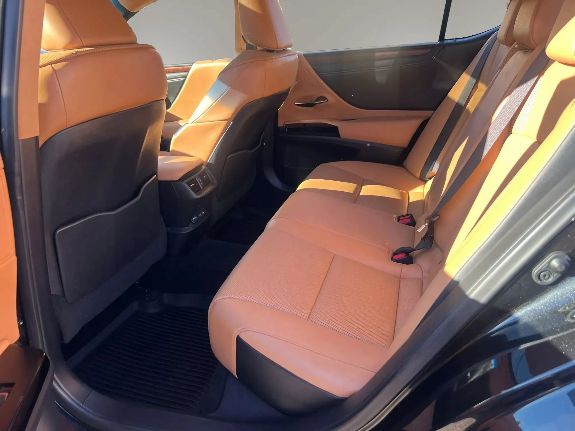 Used 2022 Lexus ES 350 w/ Premium Package FWD image 27
