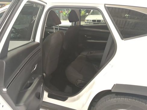 Used 2023 Hyundai Tucson SEL FWD image 12