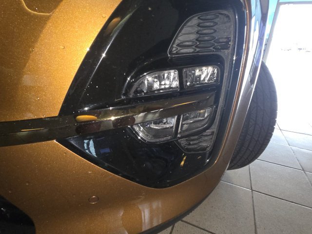 Used 2020 Kia Sportage SX FWD image 27
