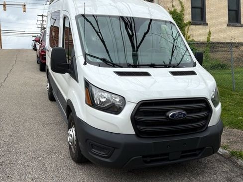 Used 2020 Ford Transit 250 Medium Roof AWD image 4
