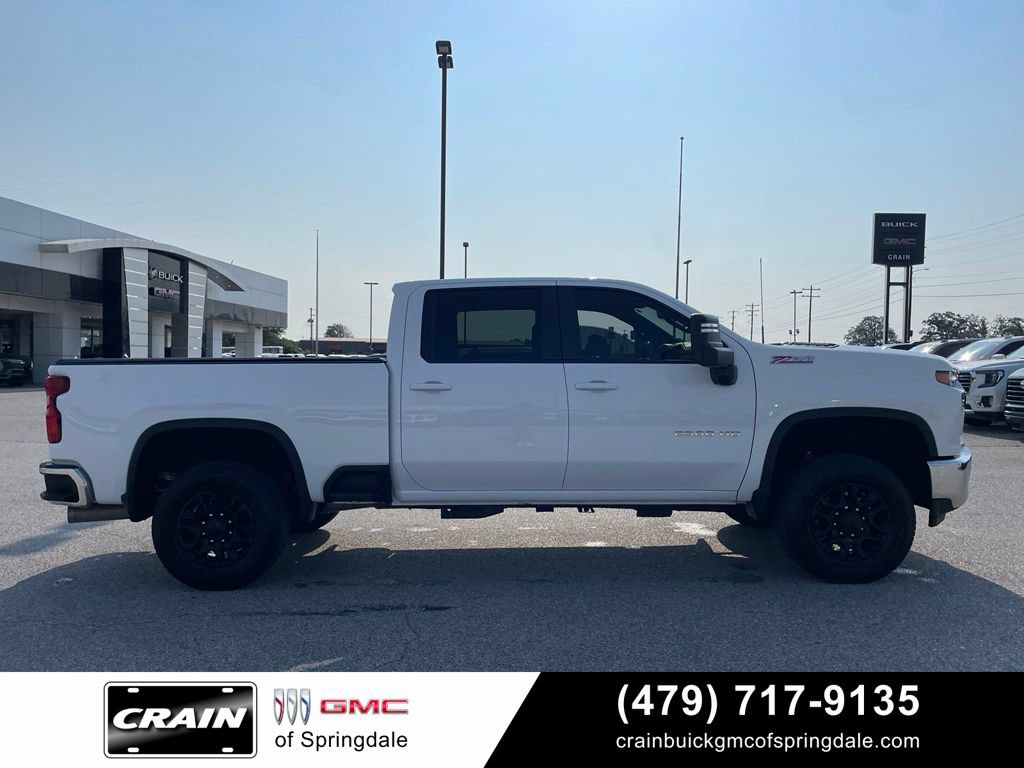 Used 2023 Chevrolet Silverado 2500 LT w/ Convenience Package AWD/4WD image 8