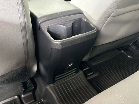 Certified 2022 Toyota Tacoma SR5 image 34