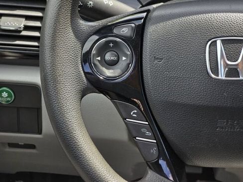 Used 2017 Honda Accord LX image 21