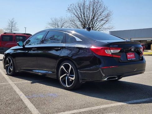 Used 2020 Honda Accord Sport image 3