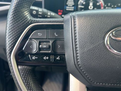 Used 2024 Toyota Tundra Limited w/ TRD Off-Road Package image 20