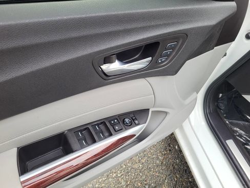 Used 2017 Acura TLX image 15