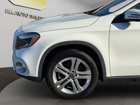 Used 2019 Mercedes-Benz GLA 250 4MATIC w/ Premium Package image 22