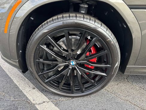 New 2026 BMW X6 xDrive40i w/ Executive Package image 10