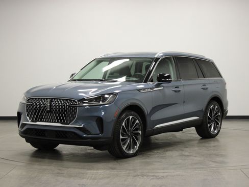 New 2026 Lincoln Aviator Reserve image 4