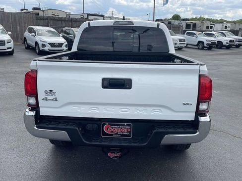 Used 2021 Toyota Tacoma SR5 image 3